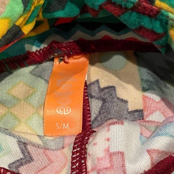 LuLaRoe kids leggings S/M Vintage Christmas - Picture 3 of 9